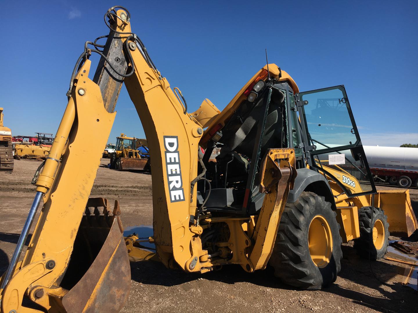 ./imagenes/INVOICE/2019/16900/RETROEXCAVADORA  PARA REFACCIONES 310SG (7).JPG